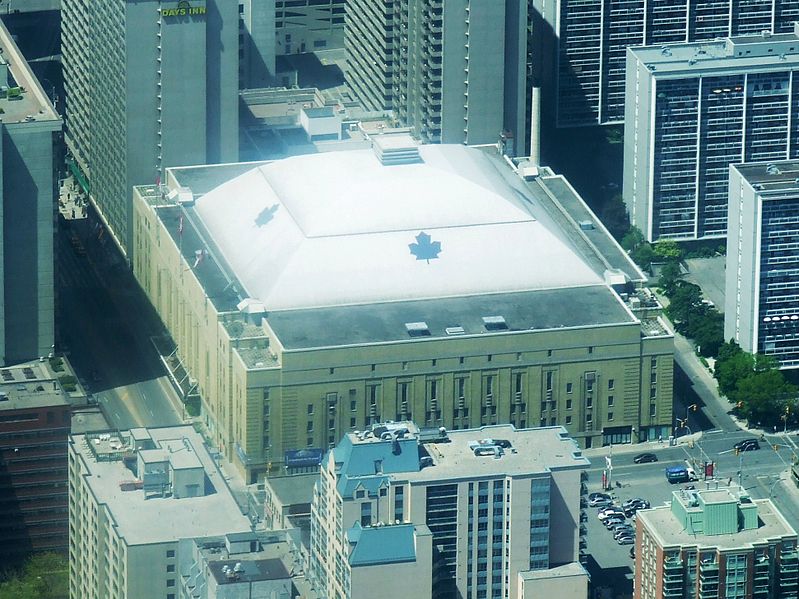 File:Maple Leaf Gardens, east side.JPG