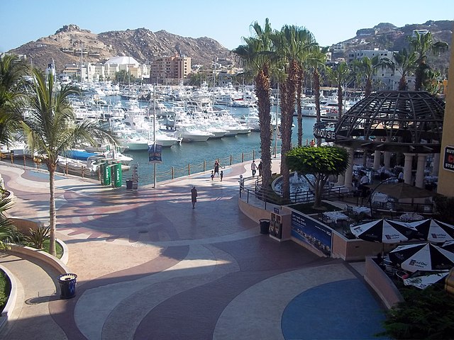 Mall in Cabo San Lucas