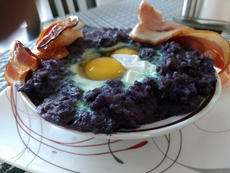 File:Mashed purple yam breakfast.jpg