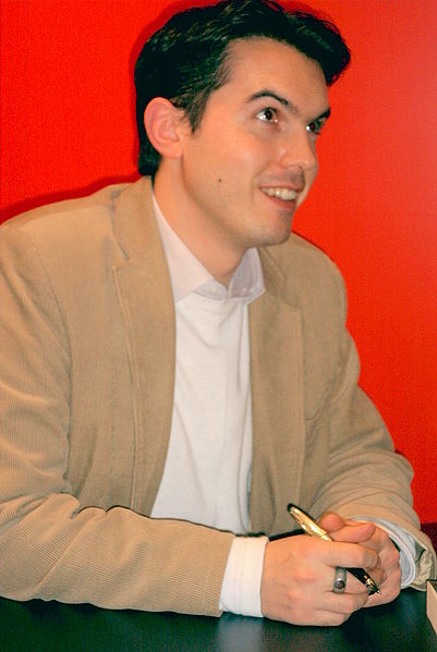 File:Maxime Chattam.JPG