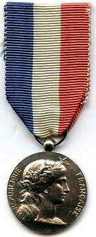 Medaille d'honneur des affaires etrangere typ 1.jpg