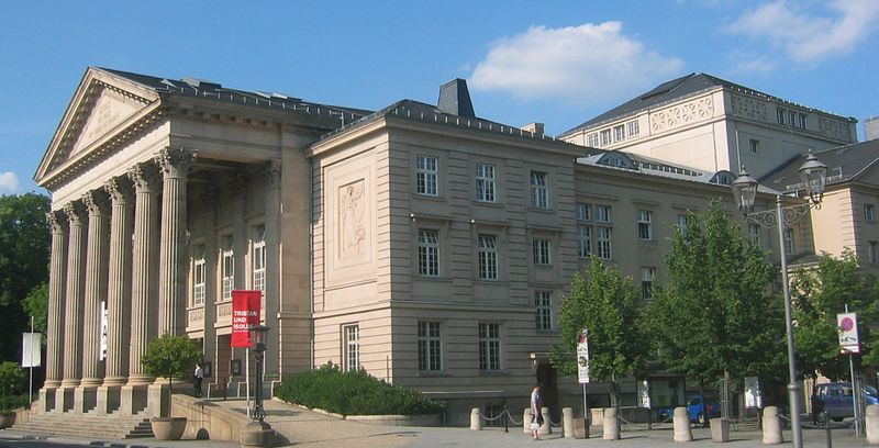 File:Meiningen staatstheater.jpg