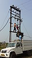 Men at hazardous work Maharashtra.jpg
