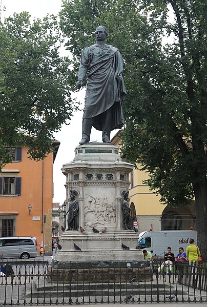 File:Monument Manfredo Fanti Florenz-1.jpg