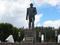Monumento Gral Eloy Alfaro - Escuela.JPG