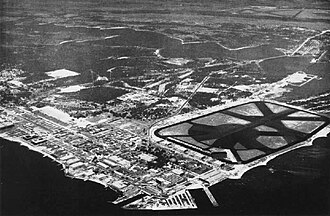 Aerial view of NAS Pensacola in the mid-1940s. Chevalier Field is at the right. NAS Pensacola NAN1-48.jpg