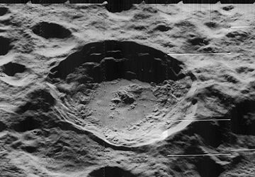 Oblique Lunar Orbiter 5 image, facing west Ohm crater 5015 h2.jpg