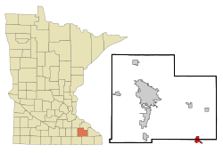 Olmsted County Minnesota Incorporated and Unincorporated areas Chatfield Highlighted.svg