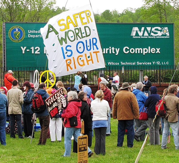 April 2011 OREPA rally at the Y-12 entrance