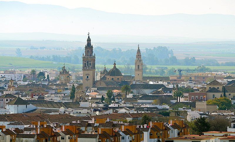 File:Parroquia de Santa María - panoramio.jpg