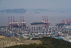 Phase 4 Dock of Beilun Port, 2015-04-11 01.jpg