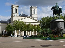 Square Napoléon and Saint-Louis Church