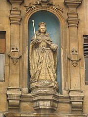 Queen Elizabeth I Statue, St. Dunstan-in-the-West, Fleet Street, London.jpg