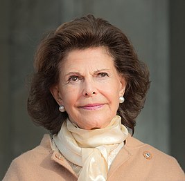 Queen Silvia of Sweden in 2018.jpg