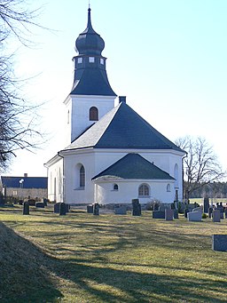 Regna kyrka från öst