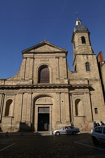 Façade de la basilique Saint-Sauveur de Rennes