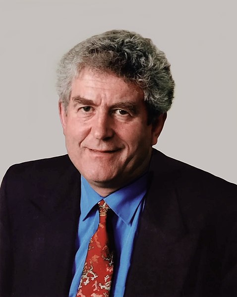 File:Rhodri Morgan official portrait.jpg