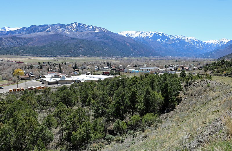 File:Ridgway, Colorado and the Uncompahgre Valley.JPG