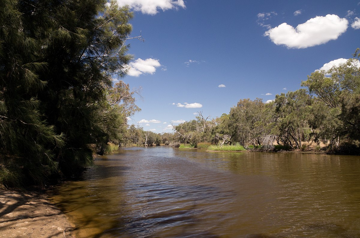 Rivers west. Helena River Stones.