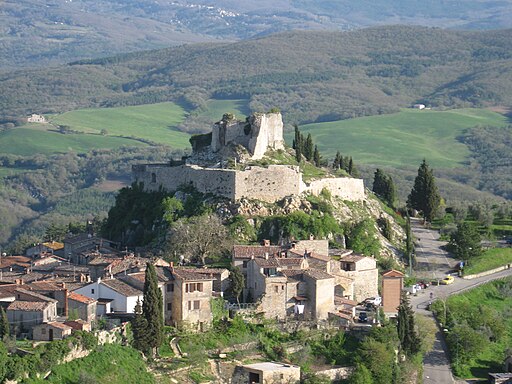  La Rocca Aldobrandesca di Castiglione d'Orcia