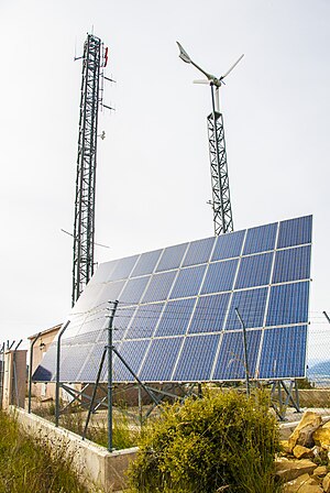Ryse Energy Small Wind Turbine & Solar PV on a telecom tower