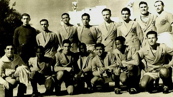 Morocco national team in 1942 with Larbi Benbarek