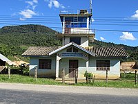 Sam Neua Menara Kontrol Bandara - panoramio.jpg