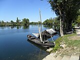 Another boat in Savonnières