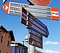 Guidepost in Croce di Menaggio