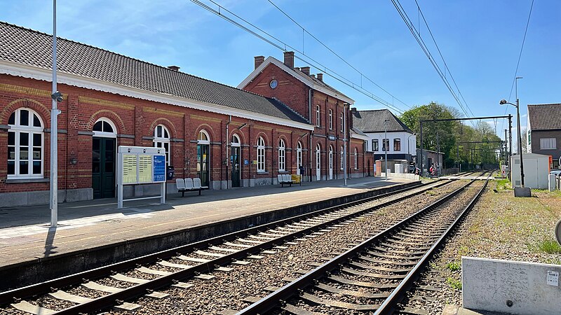 File:Station Wevelgem 1.jpg