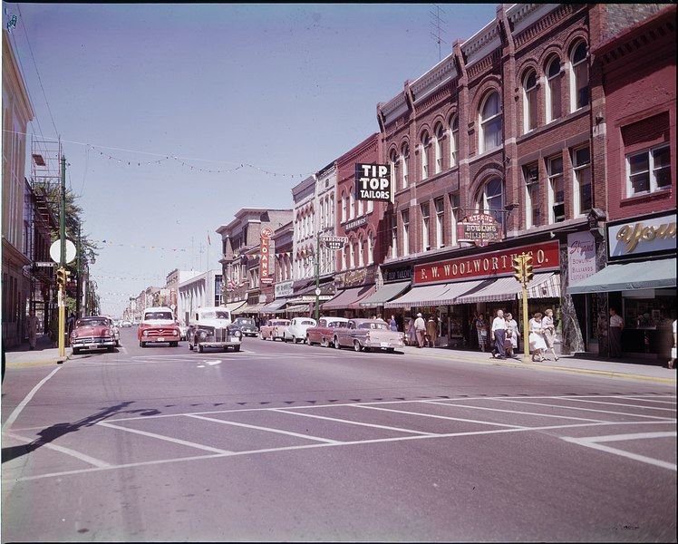 File:Street scene in Woodstock (I0005763).tif