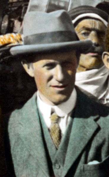 File:T. E. Lawrence 1921.jpg