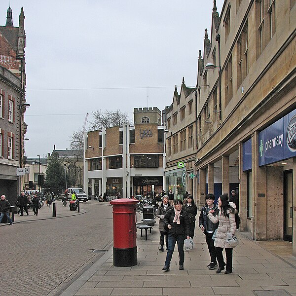 File:Thursday morning in Sidney Street - geograph.org.uk - 5277191.jpg