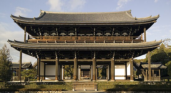 Tōfuku-ji's sanmon (Japan's National Treasure)