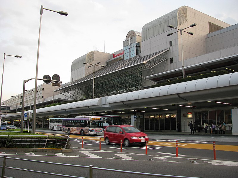 File:Tokyo International Airport Terminal 1 -01.jpg