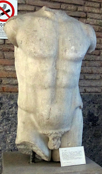 File:Torso virile di apollo di kassel, copia romana da orig. attr. a giovane fidia del 460 ac ca. da s.m.capua vetere, 153866.JPG