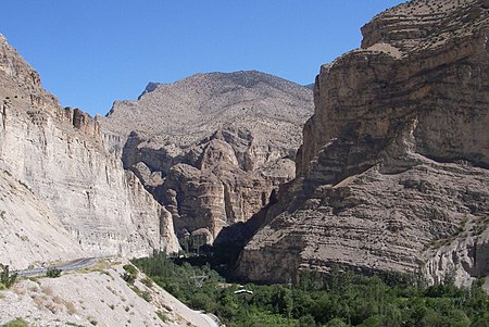 Tập_tin:Tortum_Valley_NE_Turkey.jpg