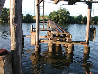 <span class="mw-page-title-main">Tramway Lift Bridge over Maroochy River</span> Historic site in Queensland, Australia