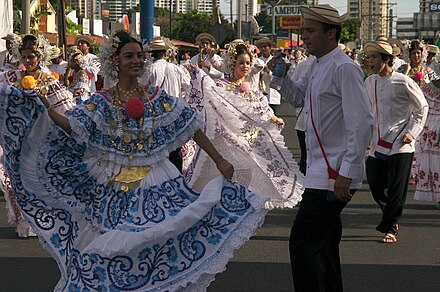 A couple dancing Panamanian Cumbia
