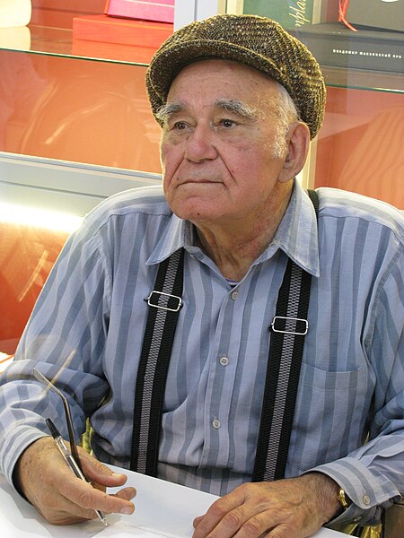 File:Vasiliy Peskov - MIBF 2011 - 2.jpg