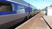 Dosya: Wallers - TGV istasyonu (A) .ogv geçerken
