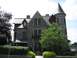 Whitcomb Mansion, Worcester MA.jpg