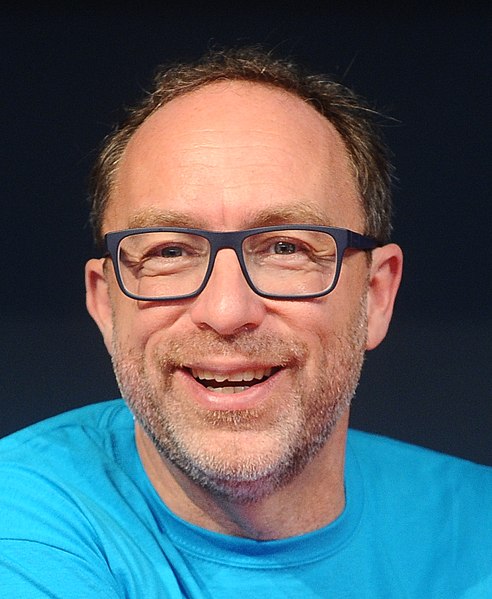 File:Wikimania 2016 - Press conference with Jimmy Wales and Katherine Maher 01 (centred crop).jpg