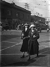 File:Women crossing downtown street, Seattle, ca 1917-ca 1920 (SEATTLE 4524) (flop corrected).jpg UW Library had this flopped left-right…