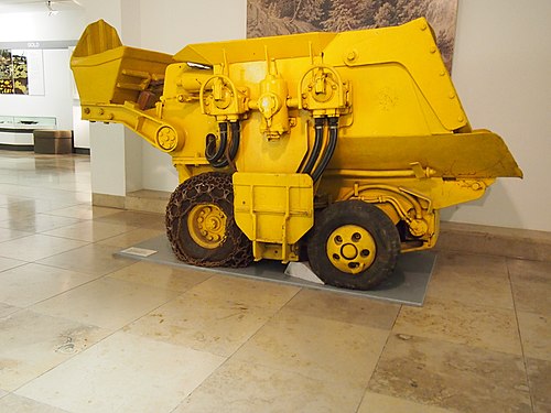 Overhead loader in Industriemuseum Theuern