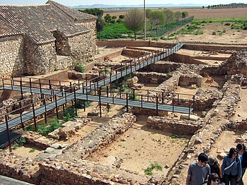 El yacimiento se ha acondicionado para hacer más fácil la visita.