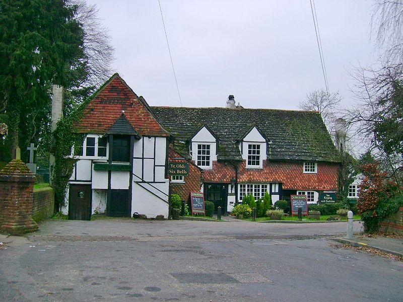 File:Ye Olde Six Bells (5970820314).jpg