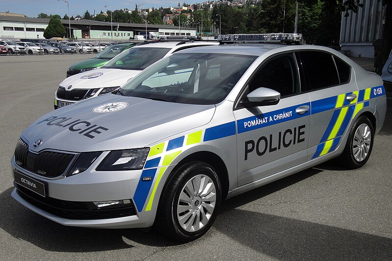 File:Škoda Octavia Policie České republiky.jpg