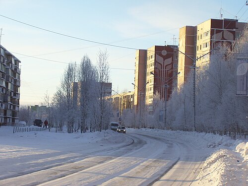 Фото полярных зорей. Полярные зори улица Ломоносова. Полярные зори поселок. Полярные зори город в Мурманской. Поселок Полярные зори Мурманской области.