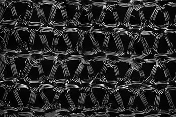 Vue microscopique d'un bas nylon 40 deniers. (définition réelle 7 035 × 4 690)